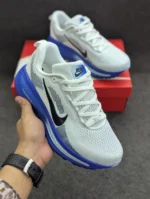 Nike Vomero 18 | Grade 1:1 - Image 3