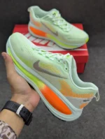 Nike Vomero 18 | Grade 1:1 - Image 6