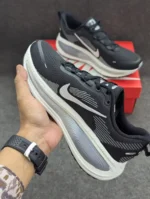 Nike Vomero 18 | Grade 1:1 - Image 6